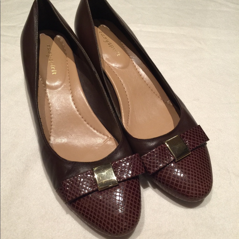 Easy Spirit brown slip-on women’s flats, 9W